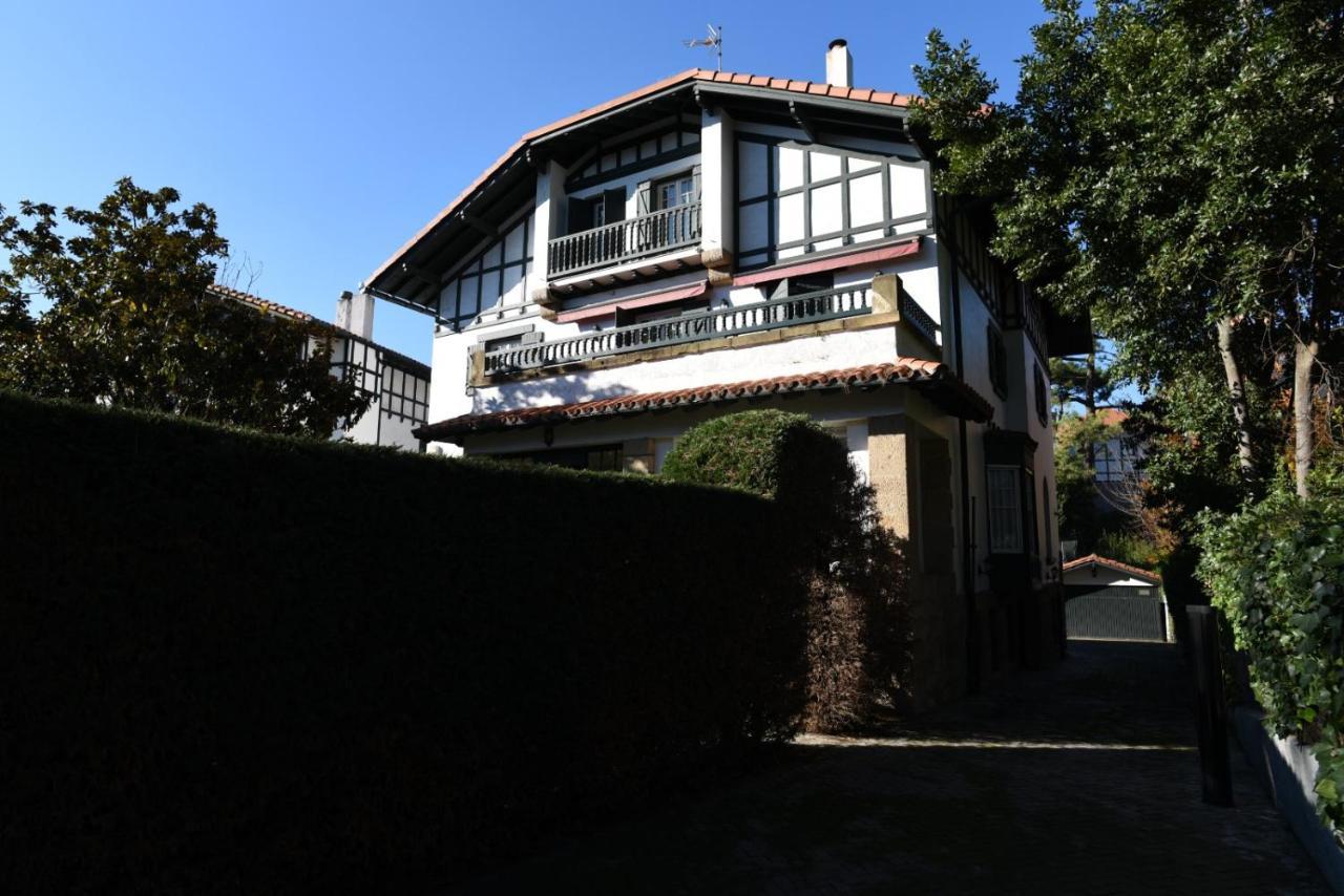 Tradicion Y Elegancia Villa Getxo Buitenkant foto