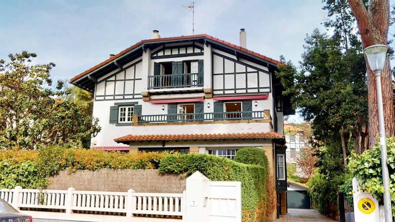 Tradicion Y Elegancia Villa Getxo Buitenkant foto